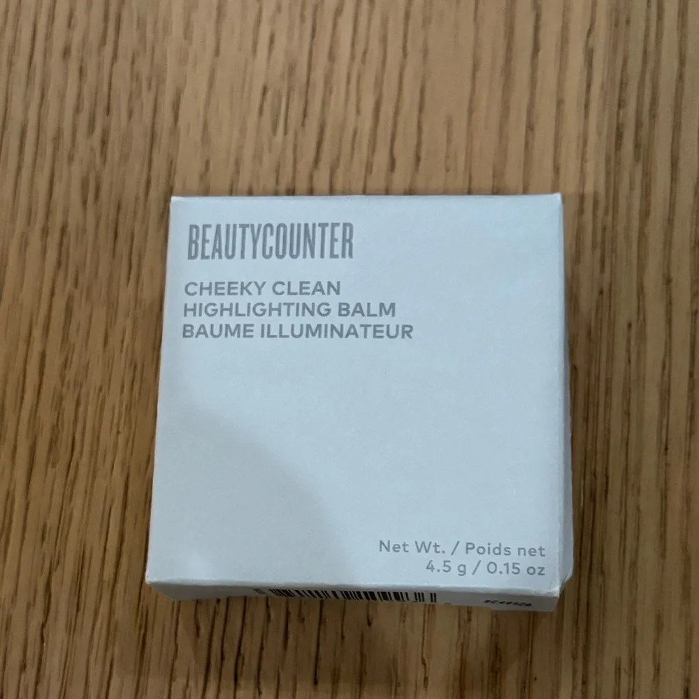 Beautycounter Cheeky Clean Highlighting Balm - Astro - Picture 1 of 4